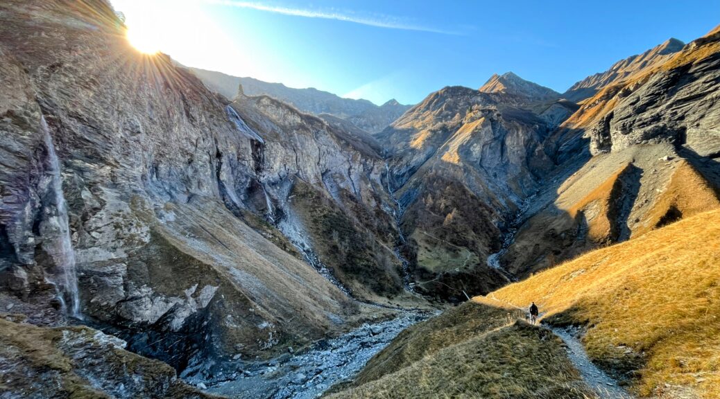 wanderung_weisstannen_batoeni_wasserfall_arena_