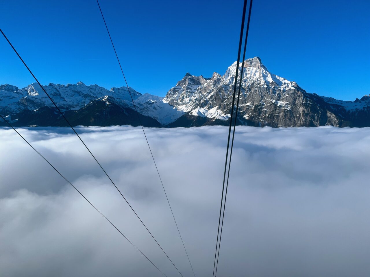 Schneeschuhe_winterwandern_eggberge_hueenderegg_ratzi_